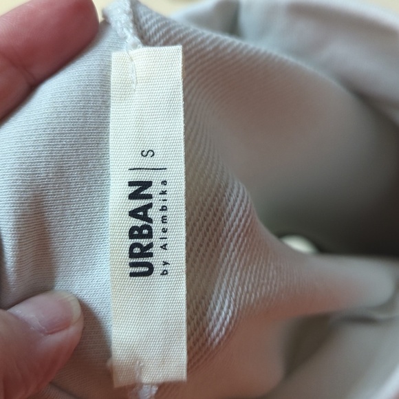 Urban Optima French Terry Knit Top From Alembika, Size Small - Picture 4 of 4